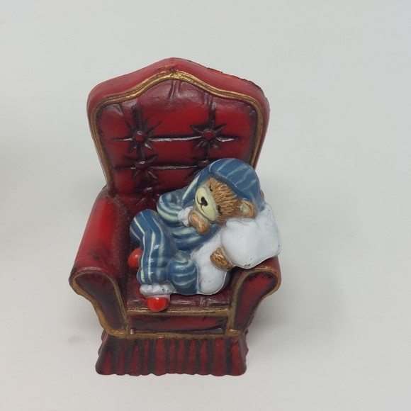 Wangs International Sleeping Bear On A Chair Figure Plastic Christmas Decoration - Picture 2 of 7